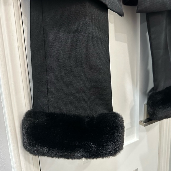 Danielle Bernstein Black Faux-Fur Trim Suit - Picture 8 of 9
